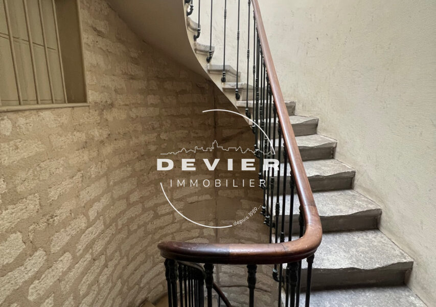 Appartement à vendre à Montpellier — Vue sur la ville — photo 8