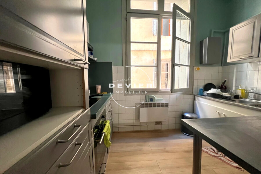 Appartement à vendre à Montpellier — Vue sur la ville — photo 4