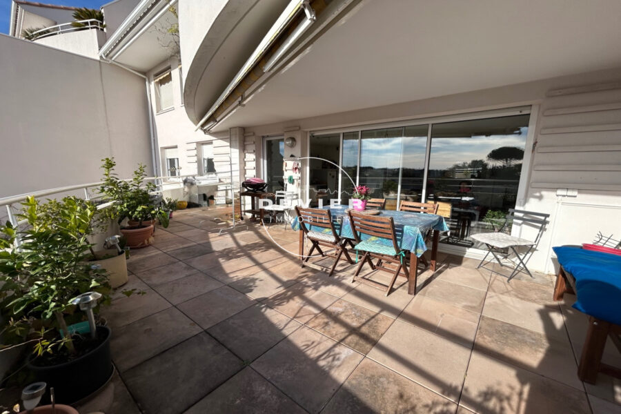 Appartement à vendre à Montpellier — Vue sur la ville — photo 3