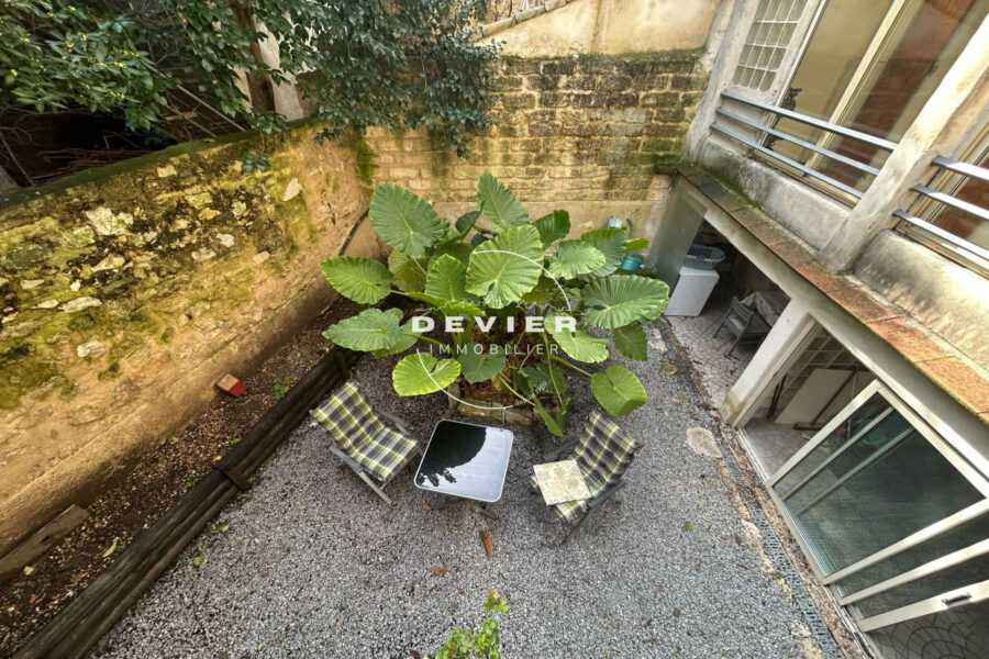 Appartement à vendre à Montpellier — Vue parc & jardin — photo 2