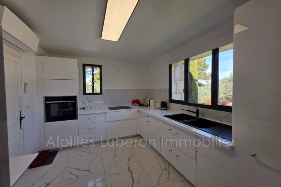 Maison à vendre à Eygalières — Vue montagne — photo 6