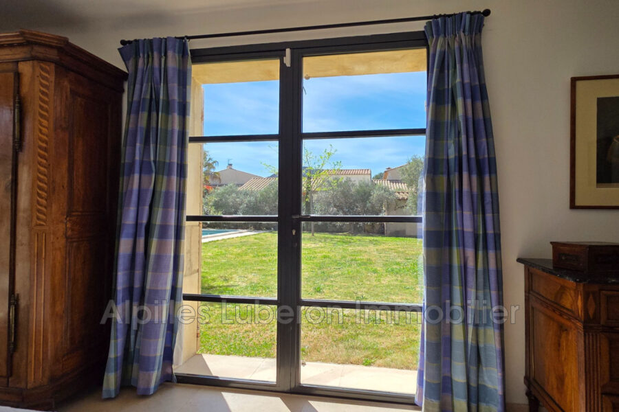 Maison à vendre à Eygalières — Vue montagne — photo 8