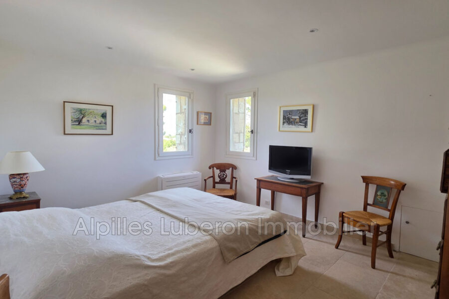Maison à vendre à Eygalières — Vue montagne — photo 12
