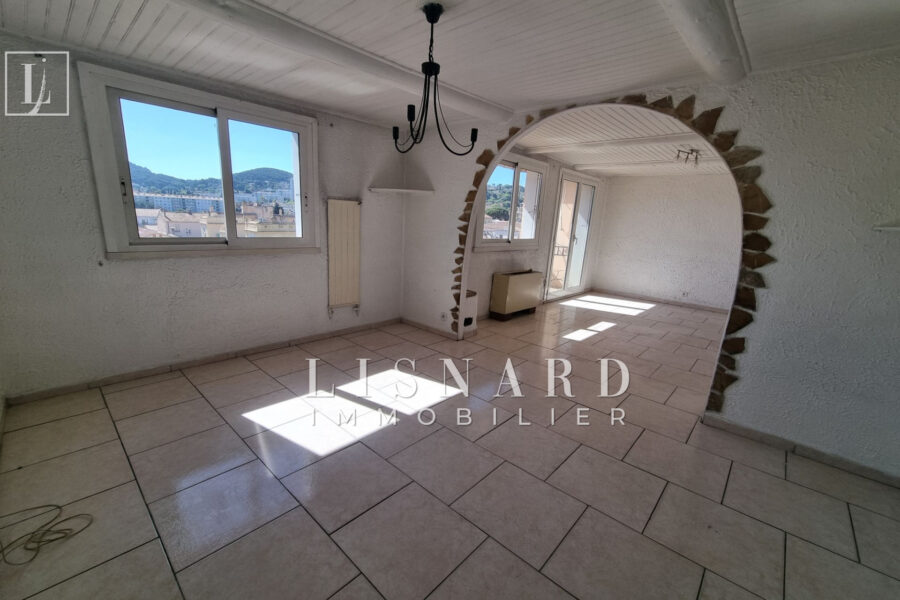 Appartement à vendre à Vallauris — Vue sur la ville — photo 3