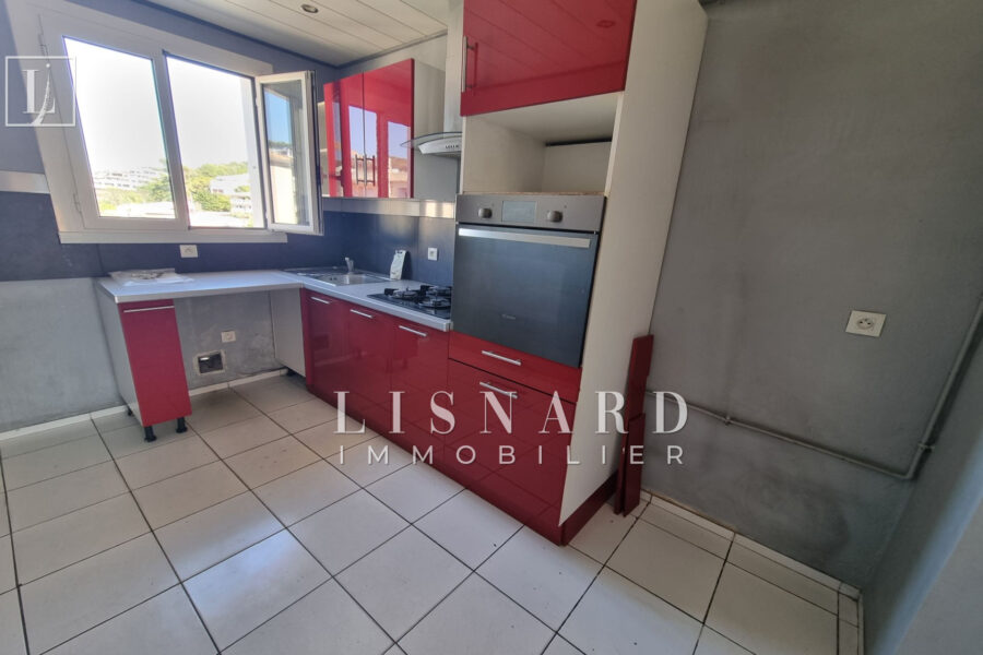 Appartement à vendre à Vallauris — Vue sur la ville — photo 5