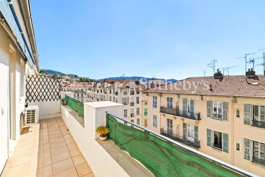 Appartement à vendre à Nice — Vue sur la ville — photo 7