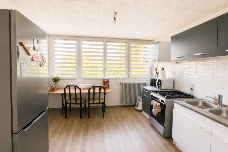 Appartement à vendre à Sainte-foy-lès-lyon — Vue dégagée — photo 6