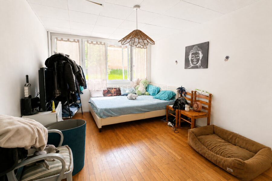 Appartement à vendre à Sainte-foy-lès-lyon — Vue dégagée — photo 7
