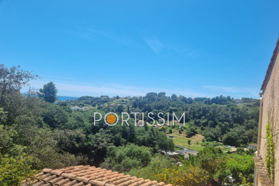 Maison à vendre à Cagnes-sur-Mer — Vue mer — photo 1