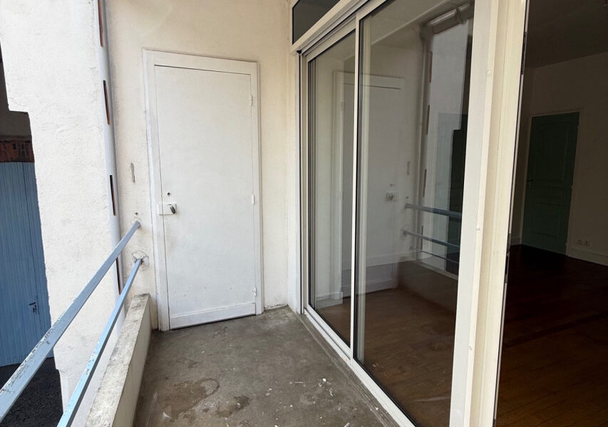 Appartement à louer à Marcigny — Vue sur la ville — photo 5