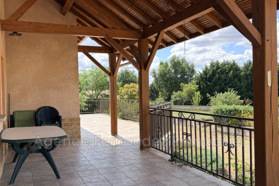 Maison à vendre à Chenay-le-châtel — Vue sur la ville — photo 5