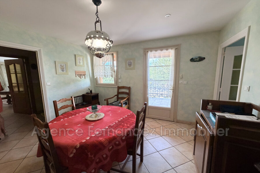 Maison à vendre à Chenay-le-châtel — Vue sur la ville — photo 11