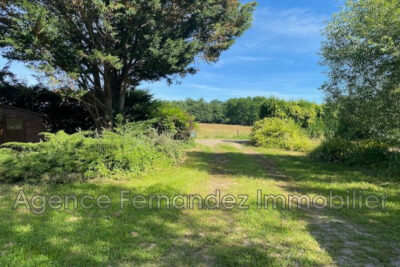 Terrain à vendre à Bourg-le-comte