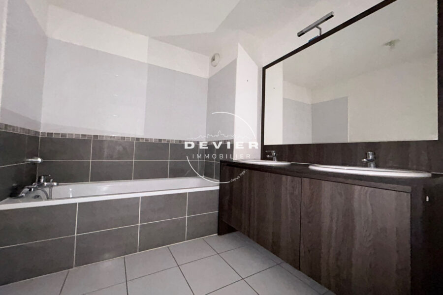 Appartement à vendre à Montpellier — Vue sur la ville — photo 11