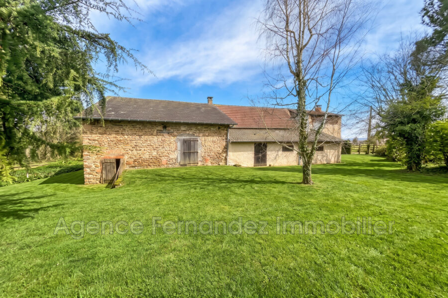 Maison à vendre à Semur-en-brionnais — Vue nature — photo 1