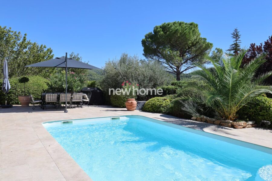 Maison à vendre à Salernes — Vue montagne — photo 6