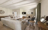 Maison à louer à Fontvieille — Vue parc & jardin — photo 10