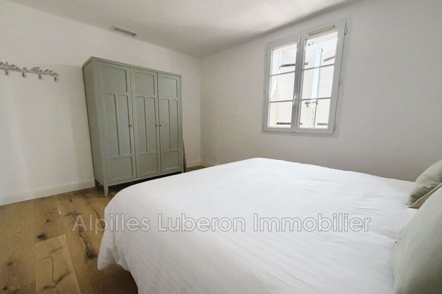 Maison à louer à Fontvieille — Vue parc & jardin — photo 20