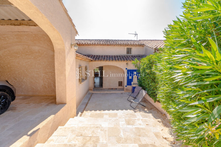Maison à vendre à Sainte-maxime — Vue mer — photo 13