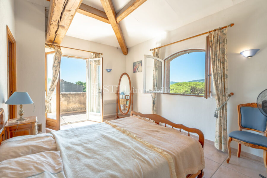 Maison à vendre à Sainte-maxime — Vue mer — photo 6