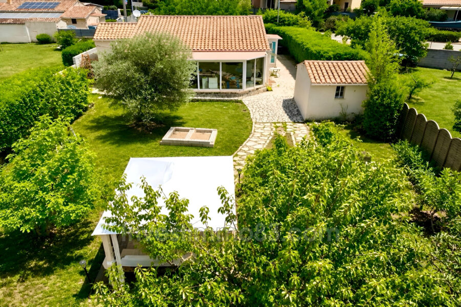 Maison à vendre à Tourves — Vue parc & jardin — photo 2