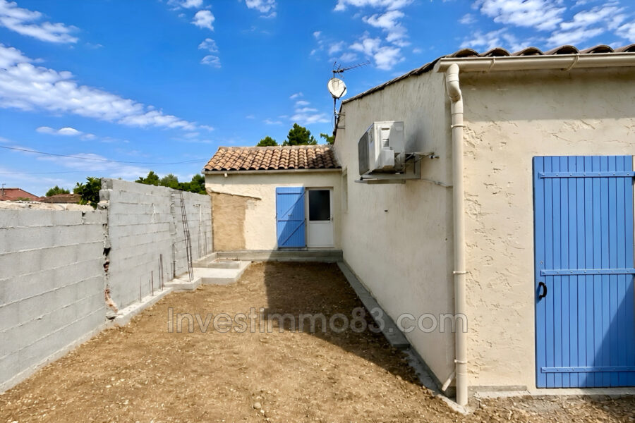 Maison à vendre à Tourves — Vue parc & jardin — photo 10