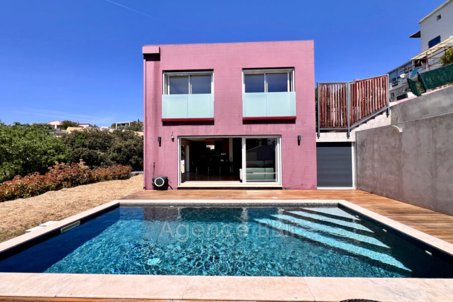 Maison à vendre à Nice — Vue sur la ville — photo 3