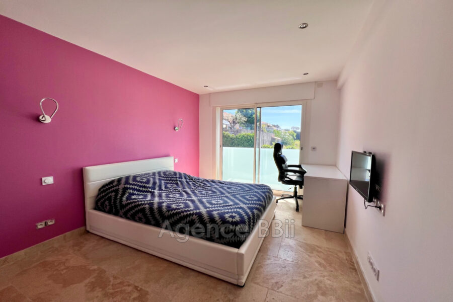 Maison à vendre à Nice — Vue sur la ville — photo 15