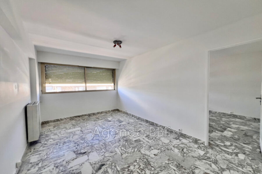 Appartement à vendre à Nice — Vue sur la ville — photo 9