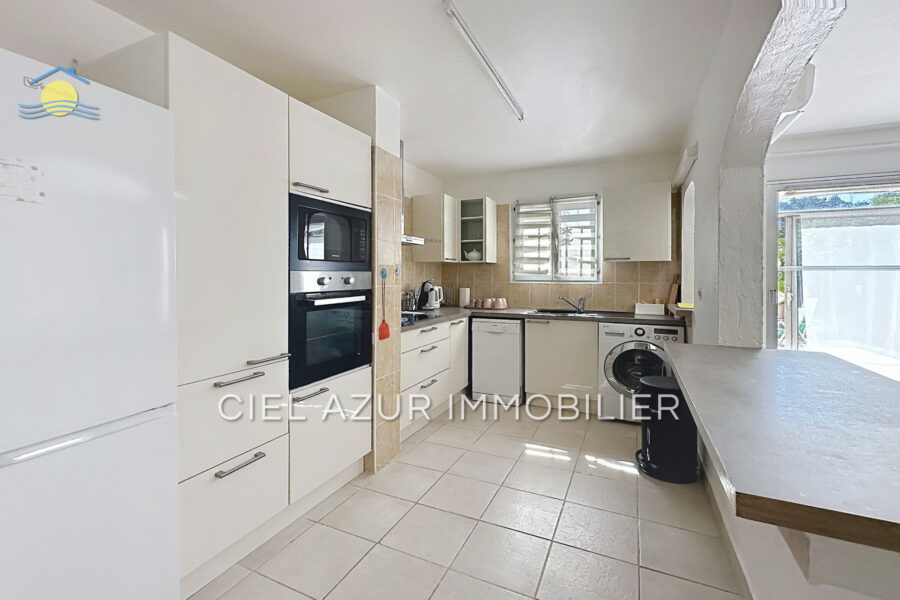 Appartement à louer à Golfe-juan — Vue parc & jardin — photo 6