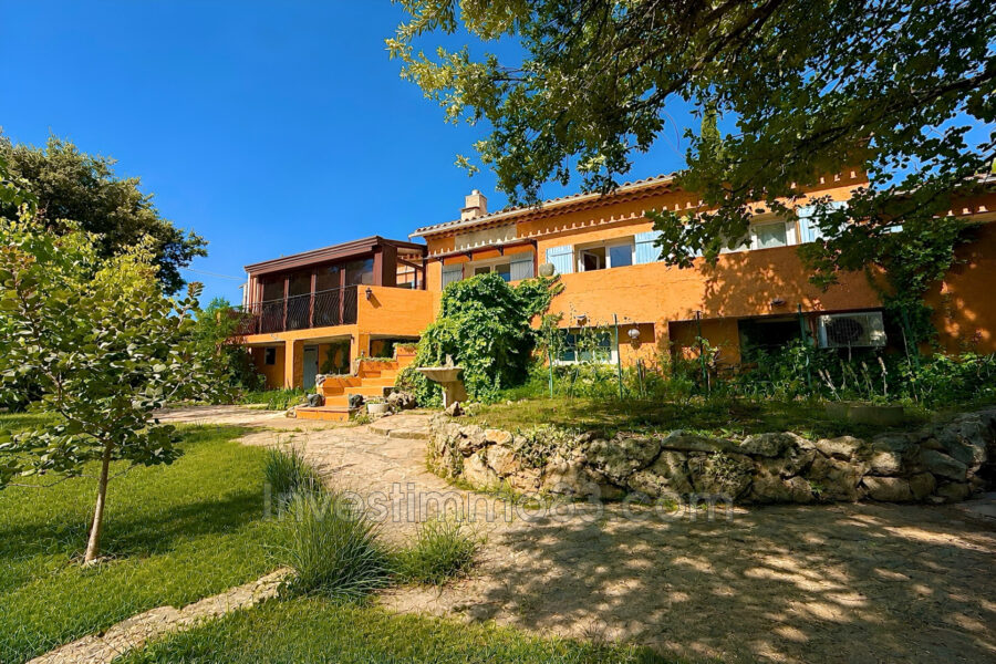 Maison à vendre à Saint-maximin-la-sainte-baume — Vue parc & jardin — photo 6