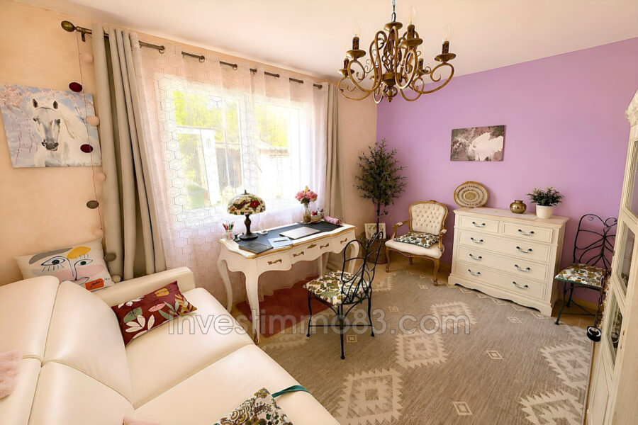 Maison à vendre à Saint-maximin-la-sainte-baume — Vue parc & jardin — photo 11