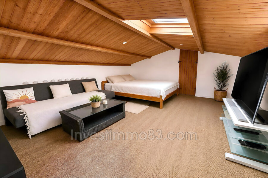 Maison à vendre à Saint-maximin-la-sainte-baume — Vue parc & jardin — photo 15