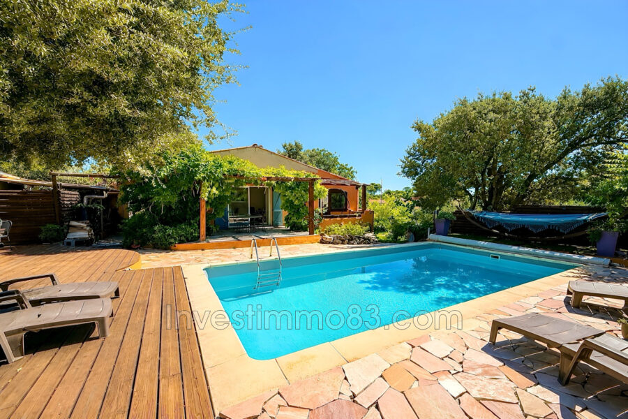Maison à vendre à Saint-maximin-la-sainte-baume — Vue parc & jardin — photo 20