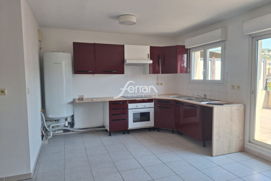 Appartement à louer à Draguignan — Vue sur la ville — photo 2