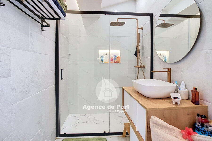 Maison à vendre à Saint-cyprien-plage — Vue parc & jardin — photo 8