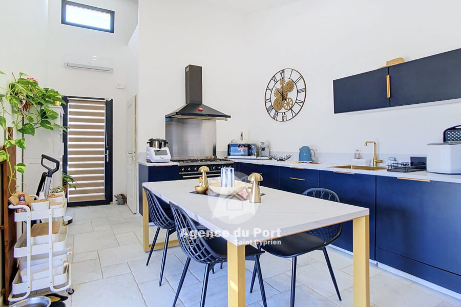 Maison à vendre à Saint-cyprien-plage — Vue parc & jardin — photo 4