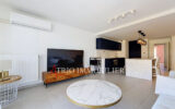 Appartement à vendre à Saint-laurent-du-var — Vue sur la ville — photo 2