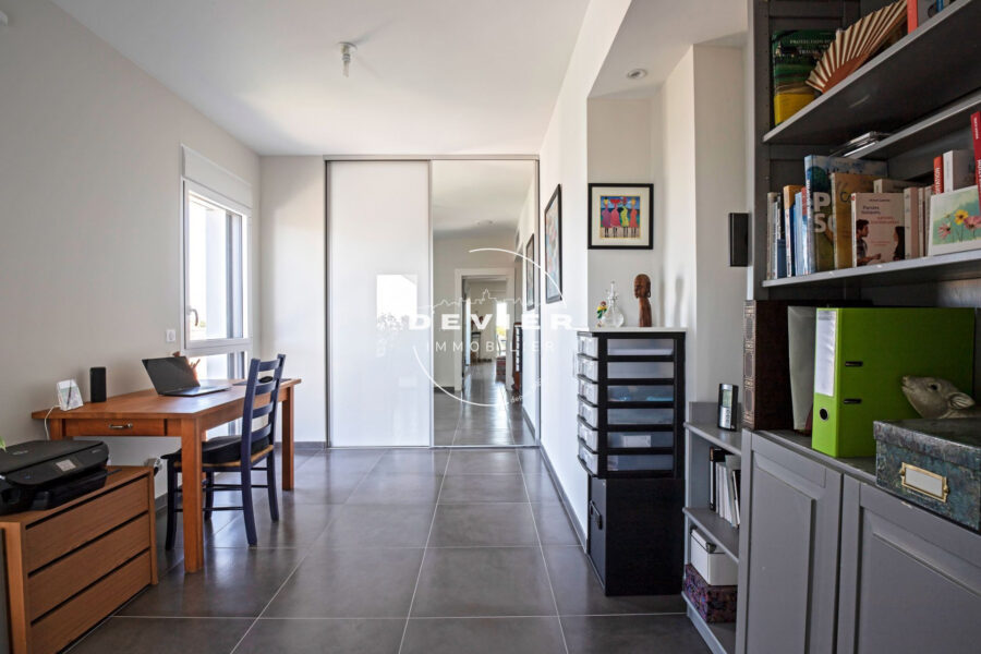 Appartement à vendre à Montpellier — Vue sur la ville — photo 5