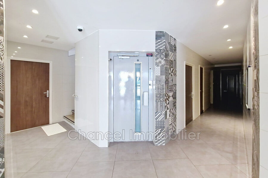 Appartement à vendre à Antibes — Vue parc & jardin — photo 10