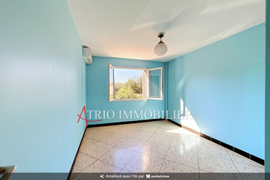 Appartement à vendre à Cagnes-sur-Mer — Vue parc & jardin — photo 4