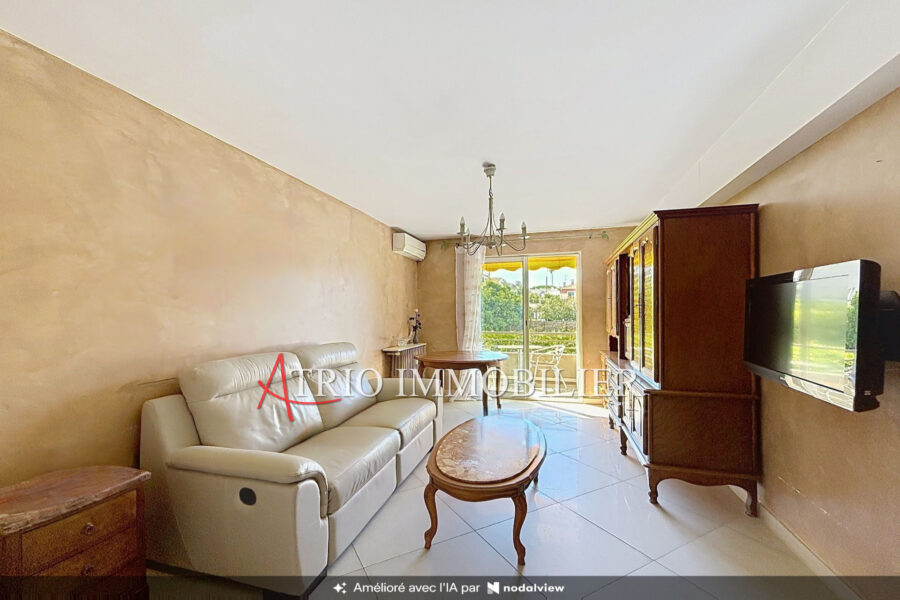Appartement à vendre à Cagnes-sur-Mer — Vue parc & jardin — photo 3