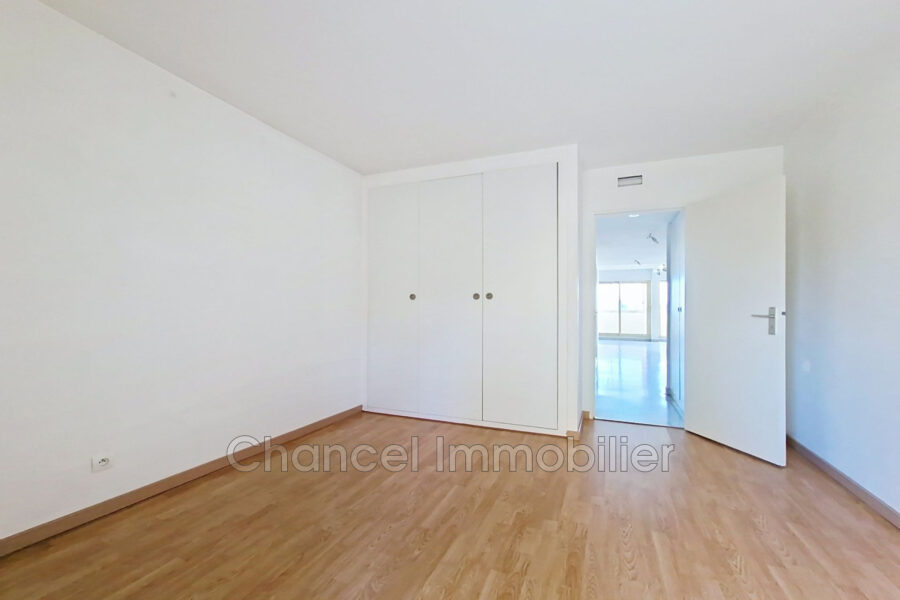 Appartement à vendre à Antibes — Vue parc & jardin — photo 6