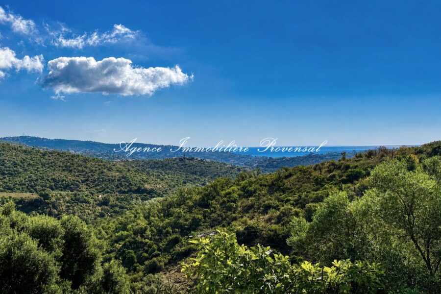 Maison à vendre à Sainte-maxime — Vue mer — photo 1