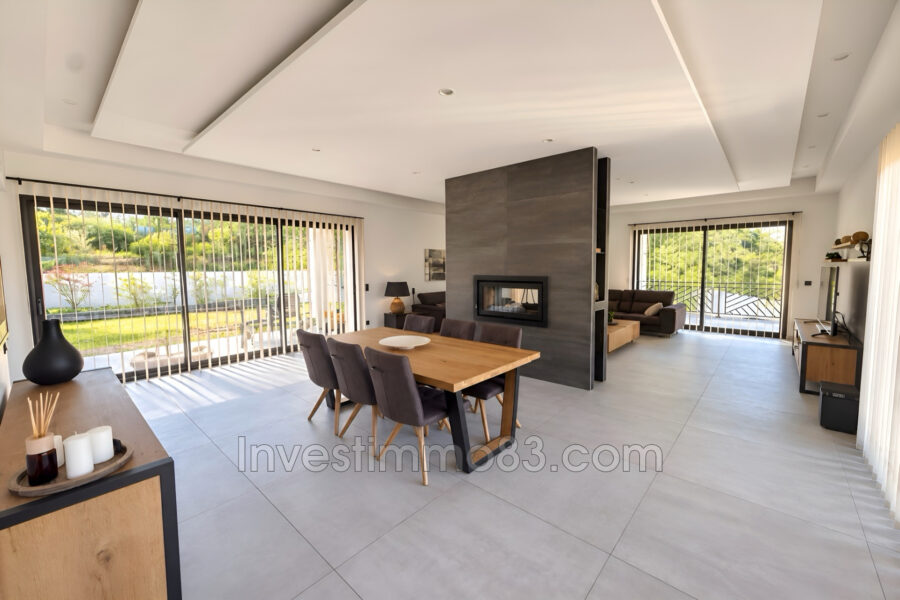 Maison à vendre à Roquevaire — Vue dégagée — photo 5
