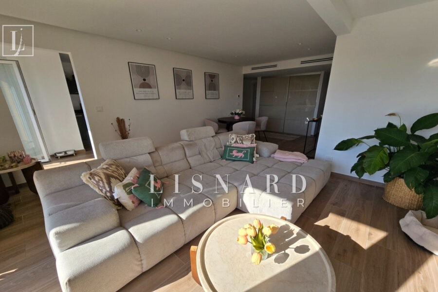 Appartement à vendre à Vallauris — Vue sur la ville — photo 3