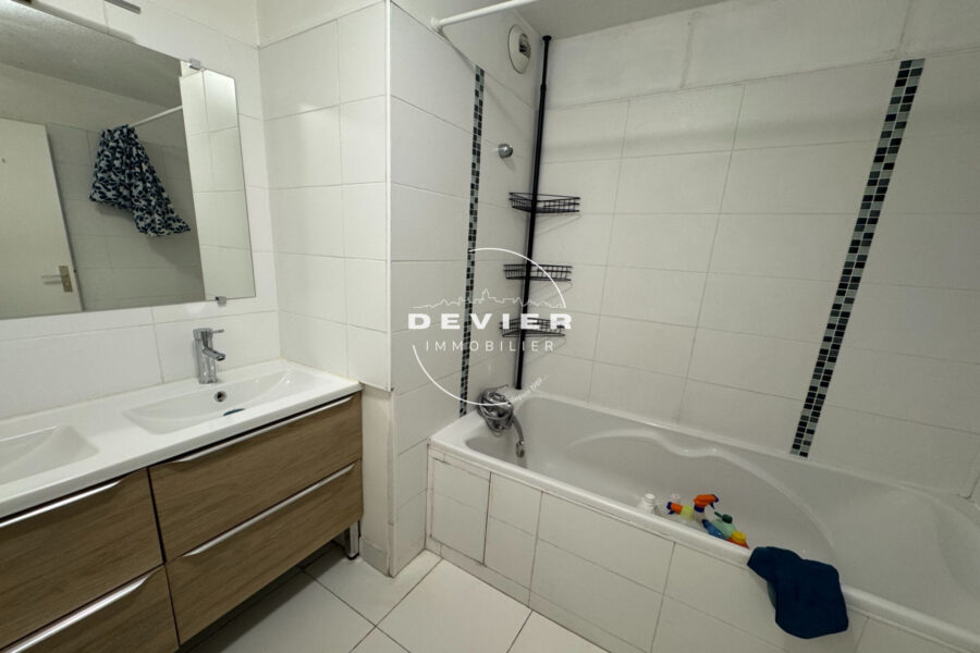 Appartement à louer à Montpellier — Vue parc & jardin — photo 8