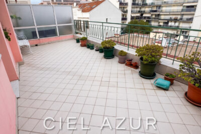 Appartement à louer à Juan-les-pins