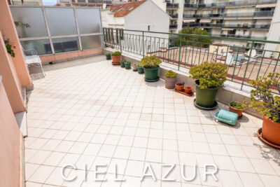 Appartement à louer à Juan-les-pins