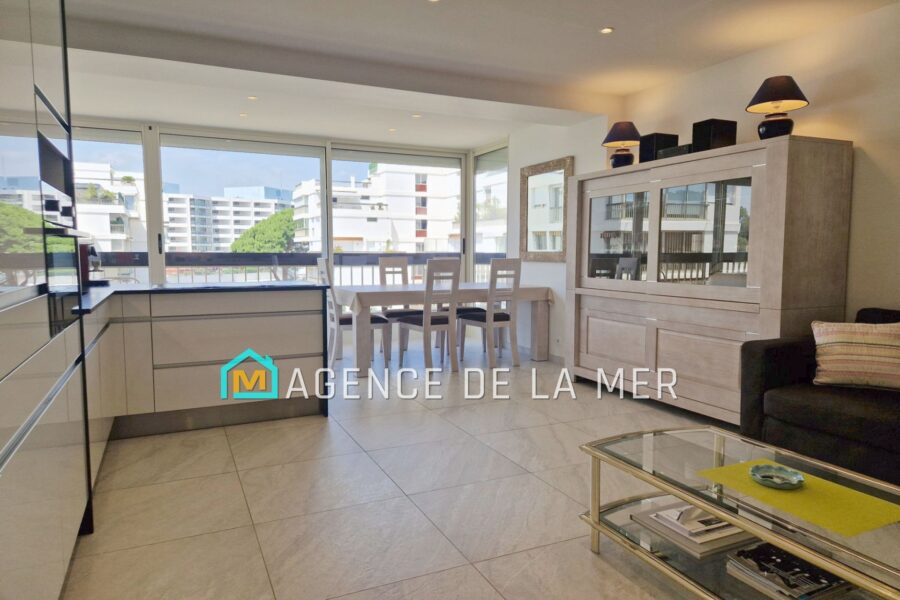 Appartement à vendre à Mandelieu-la-napoule — Vue mer — photo 15